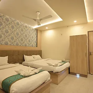 Hotel Saffron ***