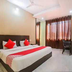 Oyo 19032 Ambay Palace *** Udaipur