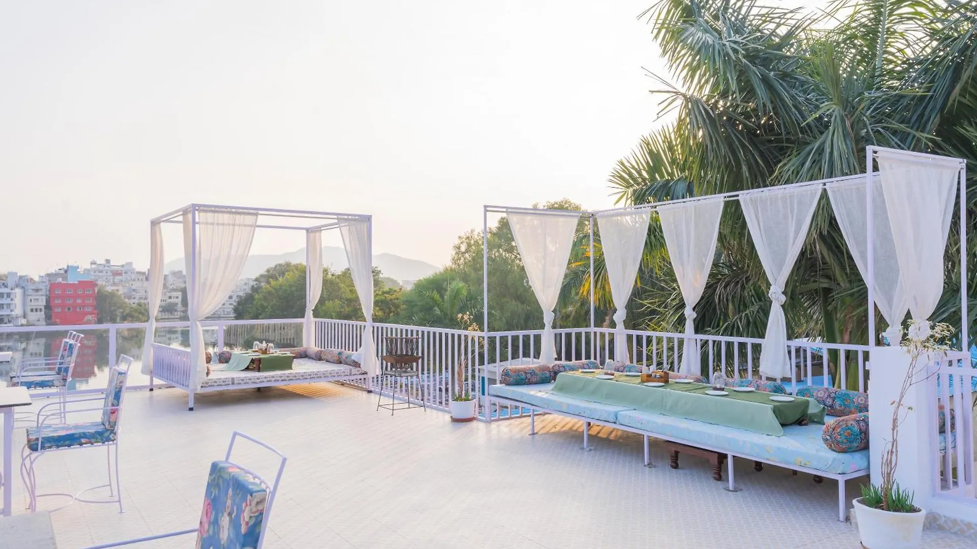 Natural Lake View Hotel Udaipur