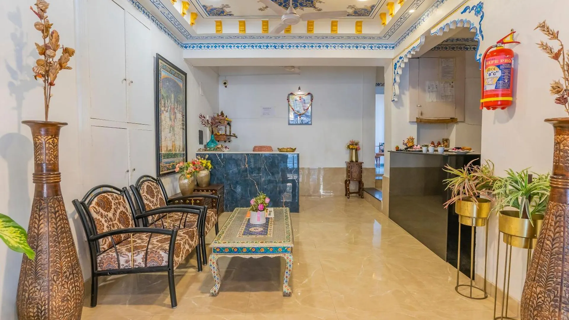 Natural Lake View Hotel Udaipur 2*,  Indien